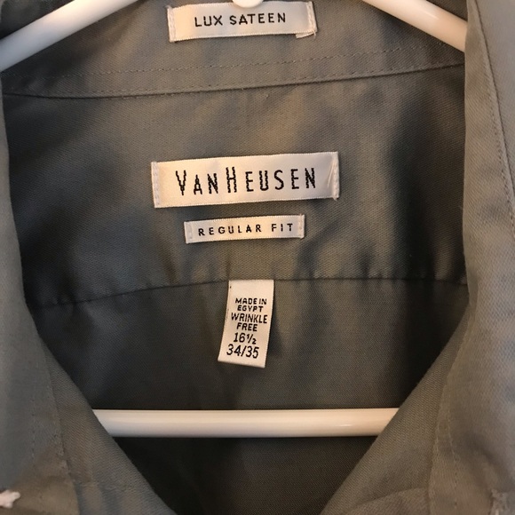 Van Heusen Gray Lux Sateen Men’s Dress Shirt - Picture 2 of 6